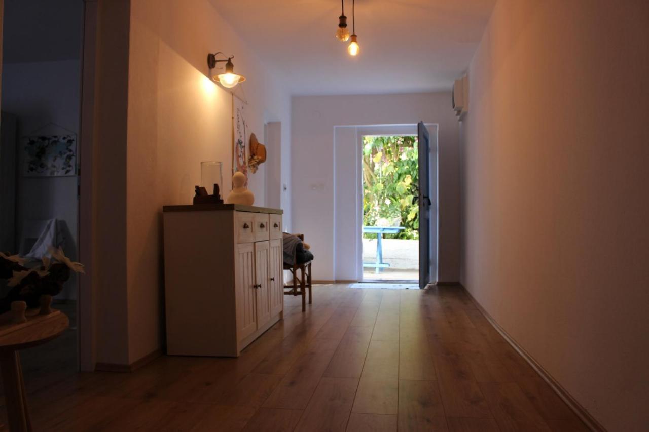 Ferienwohnung Blue Harbour No. 15 Veli Iž Exterior foto